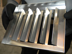 钣金加工企业如何通过引进自动化折弯成型设备降低生产成本，提高产品质量？-中山石家庄冯岩文化传播有限公司-石家庄冯岩文化传播有限公司